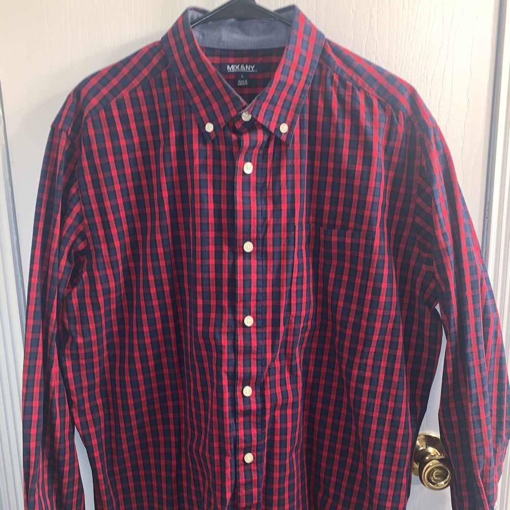 Casual Button up dress shirt!